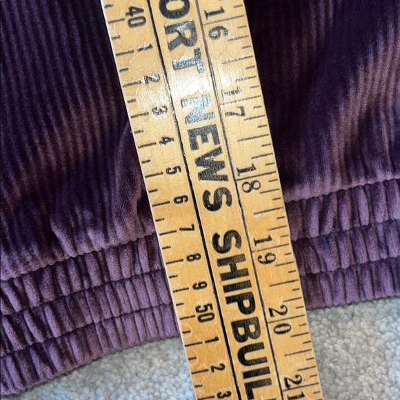 Victoria's Secret Purple Ribbed Velour Zip Crop Jacket Size Medium - Picture 10 of 10